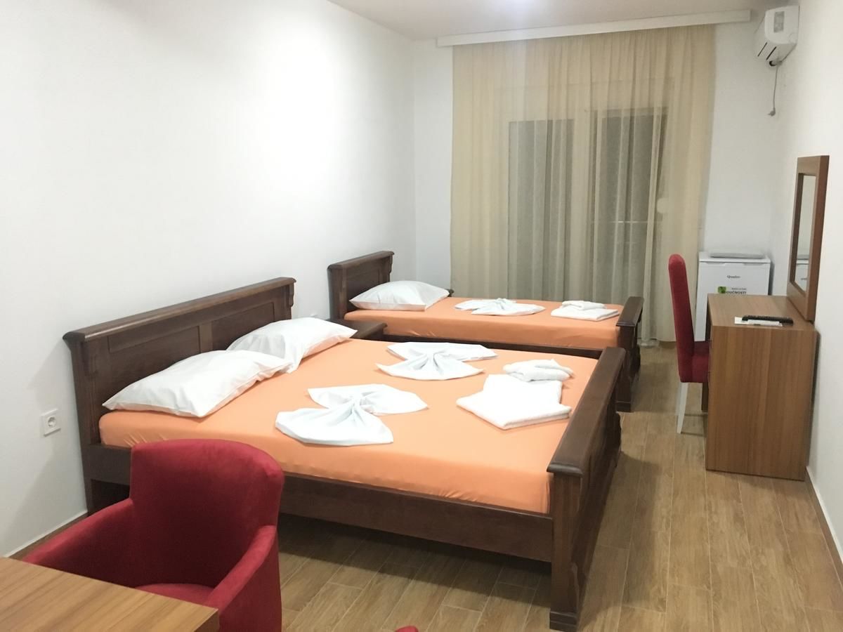 Гостевой дом Apartments Robi Улцинь