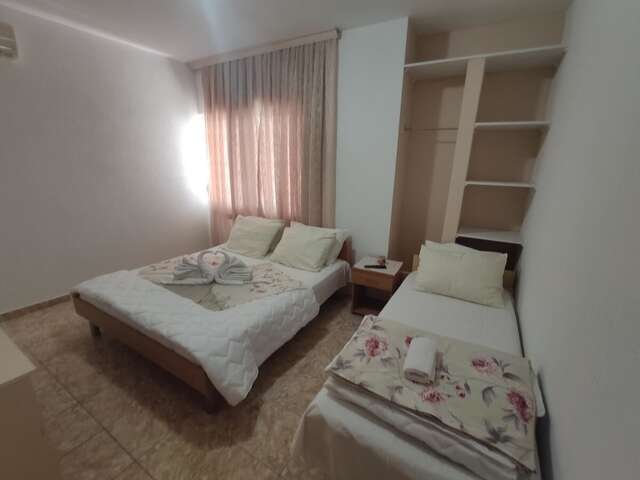 Гостевой дом Apartments Robi Улцинь-13