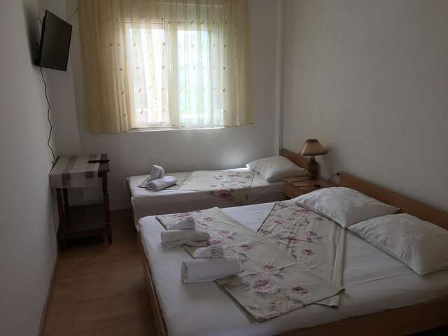 Гостевой дом Apartments Robi Улцинь-34