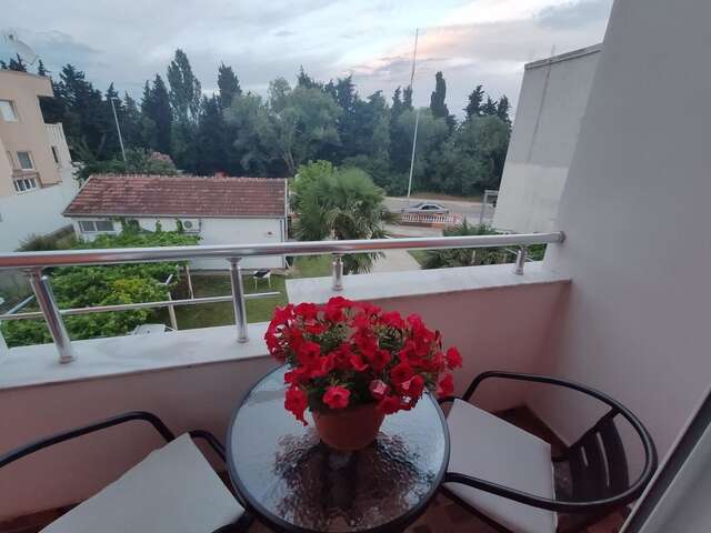 Гостевой дом Apartments Robi Улцинь-9